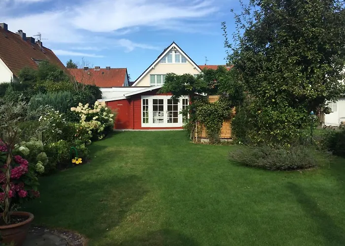 Ferienwohnung 3-Zimmer, 58 qm mit Garten, zum Strand 300 m mit Komfort-Ausstattung Timmendorfer Strand